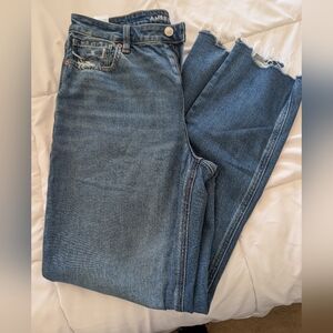 American Eagle Mom Jean